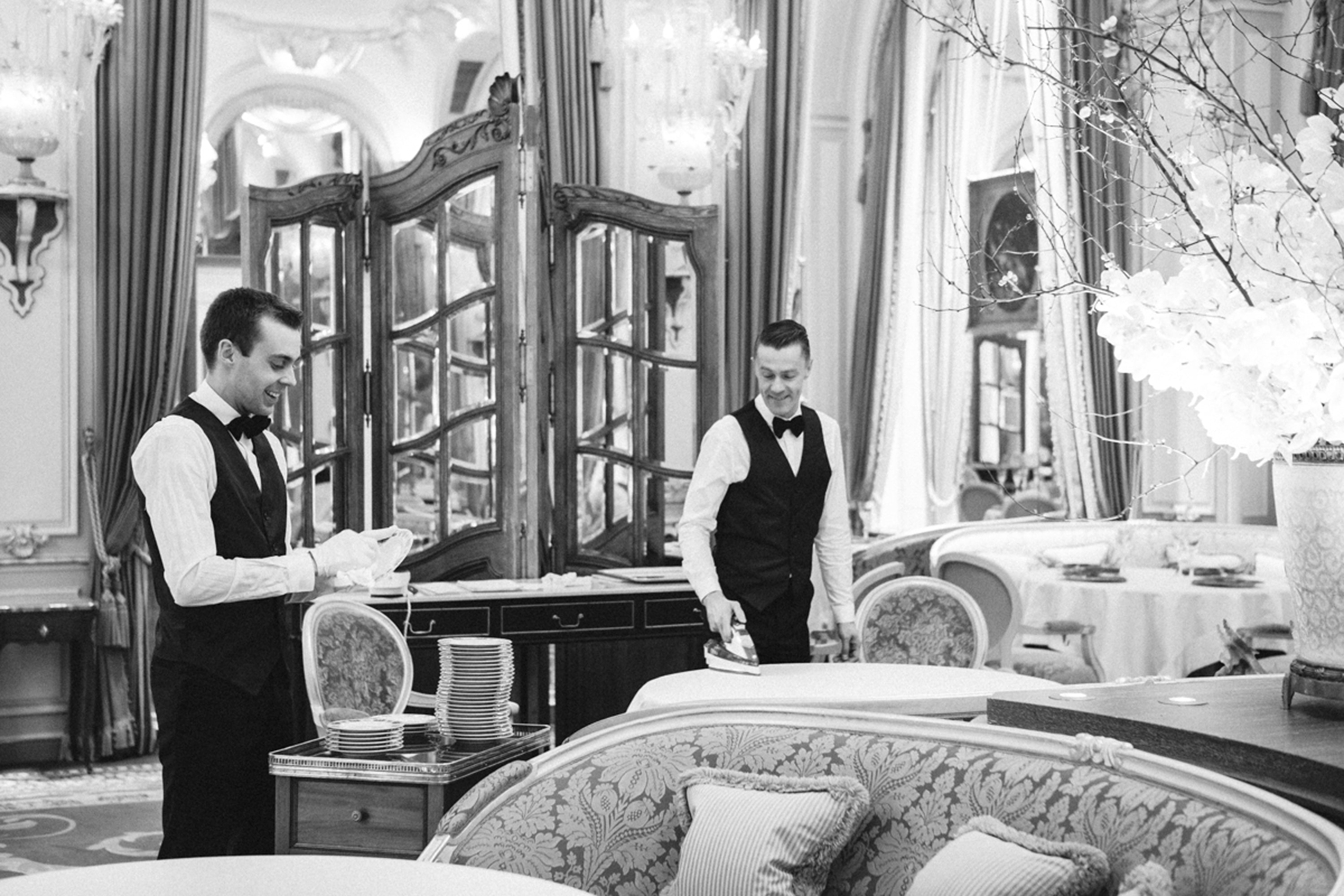 Ritz Paris - Luxury hotel salon — French lifestyle photography by Carla Coulson