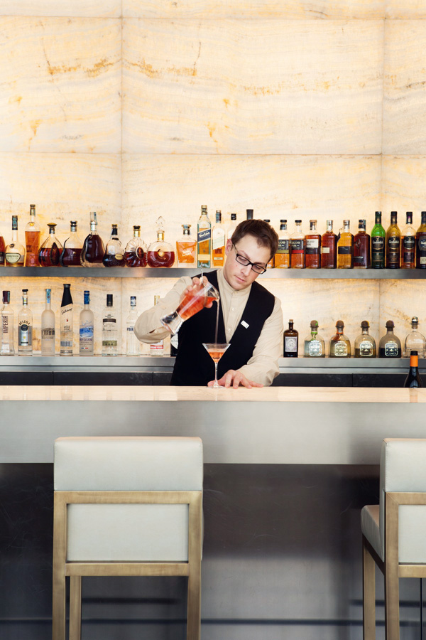 Armani Hotel Bar making signature cocktail (will check name) _MG_5896