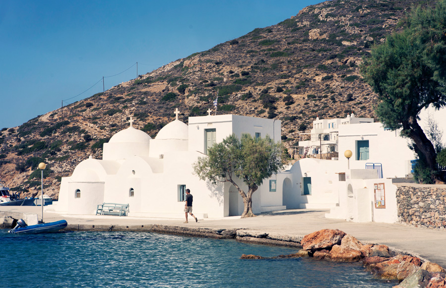 white church on the greek island of sifnos 