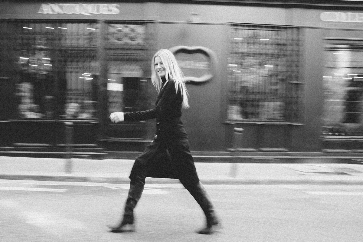 carla coulson, paris film noir, paris portrait, paris photographer, black and white photography